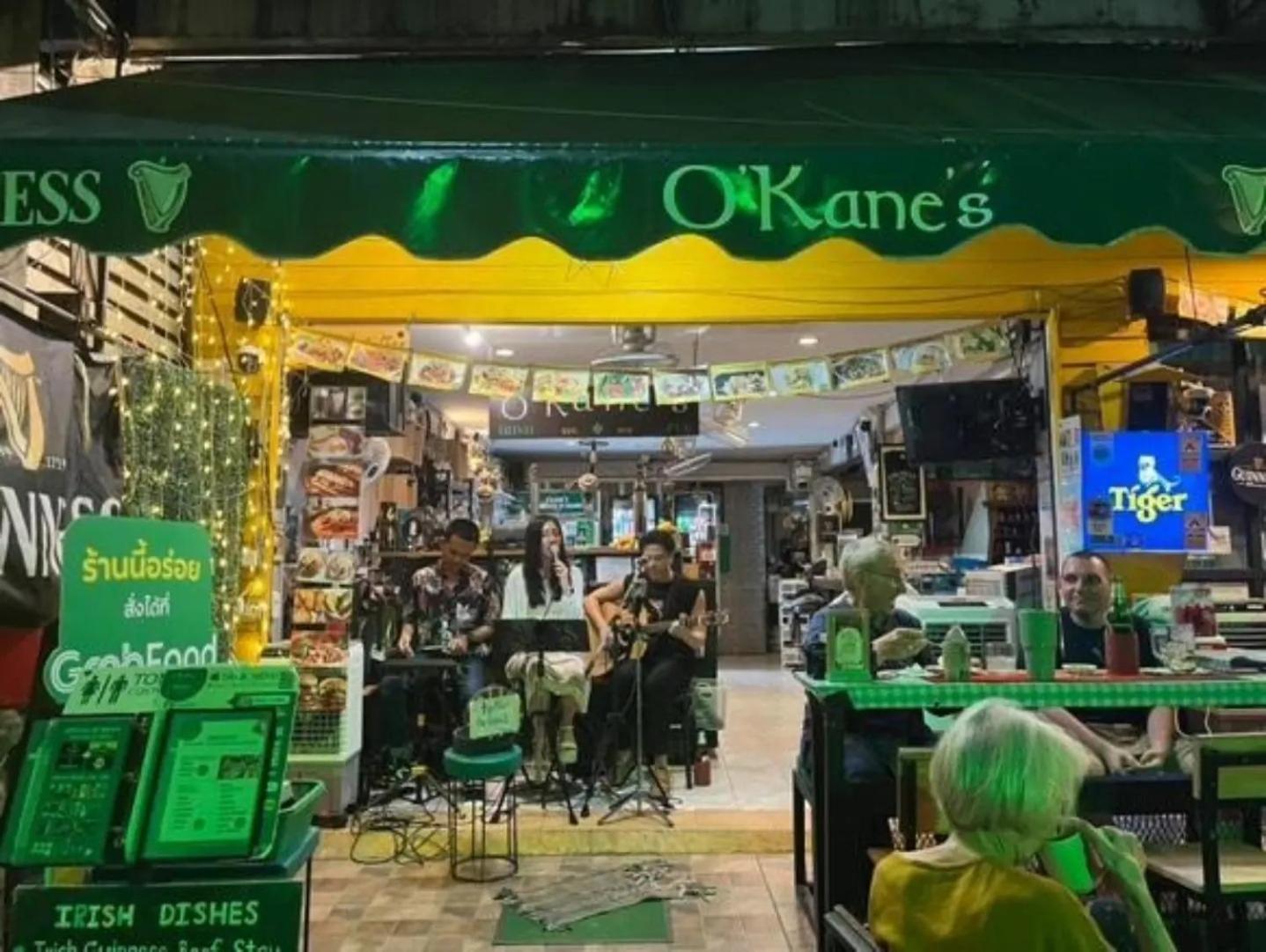 O'Kane'S Pub And Hostel Чіанграй Екстер'єр фото